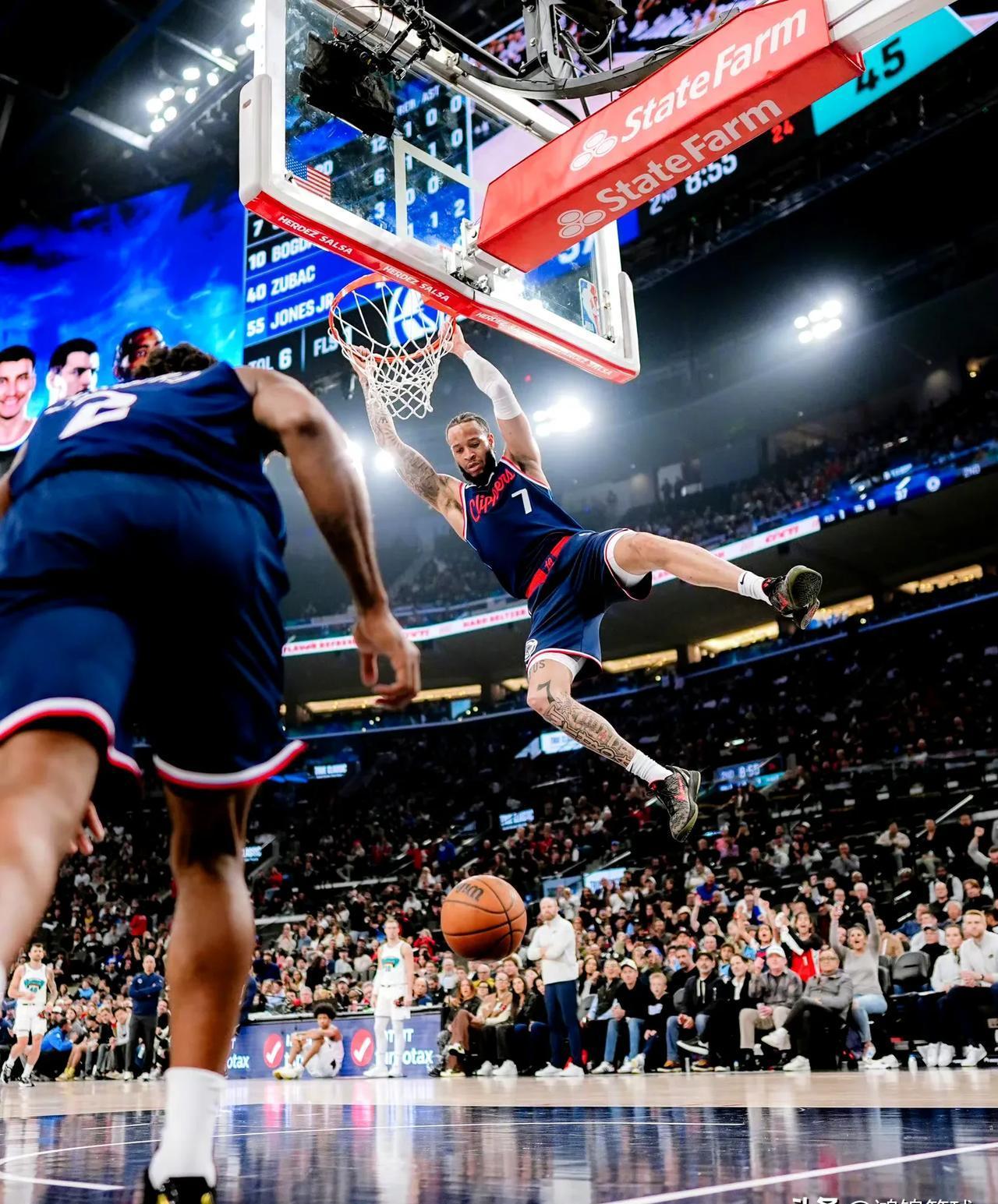 开云在线入口 -包含里程碑夜！巴塞罗那篮球队状态回暖；NBA常规赛加时末段刷纪录；压力陡增；临场指挥获称赞的词条